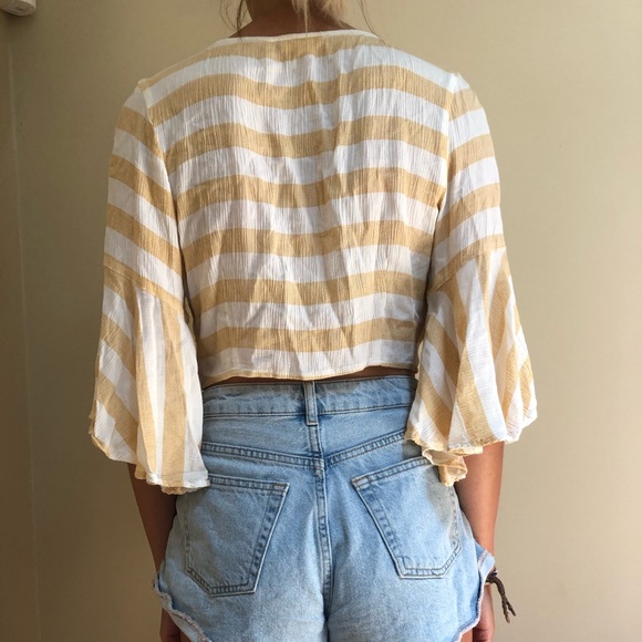 Pacsun front tie crop top - Picture 3 of 4